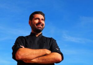 Lee más sobre el artículo D.VORA: FUSIÓN DE SABORES, COCINA DE AUTOR E IDENTIDAD MEDITERRÁNEA