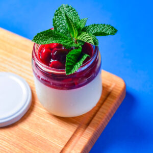 Lee más sobre el artículo PANNACOTTA DE CEREZAS CON CREMA