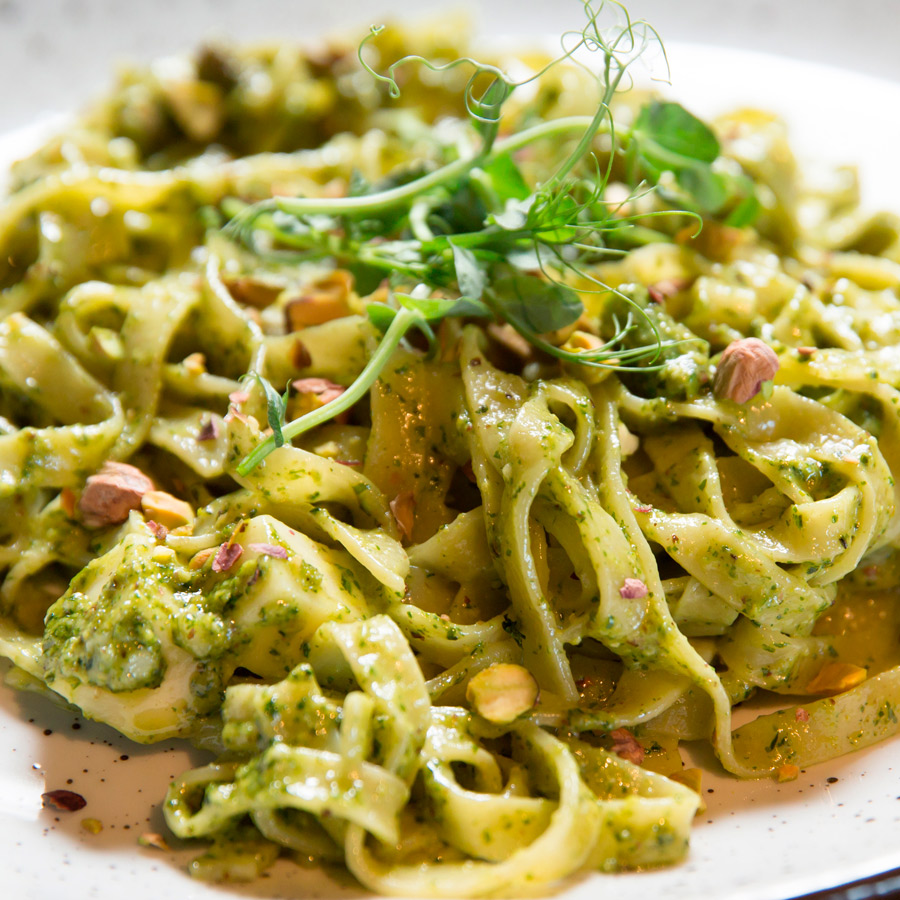 En este momento estás viendo DÍA DEL PISTACHO: PASTA CON PESTO DE PISTACHO